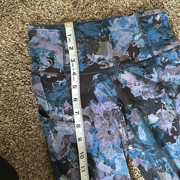 Fast and Free lululemon leggings - Picture 4 of 8